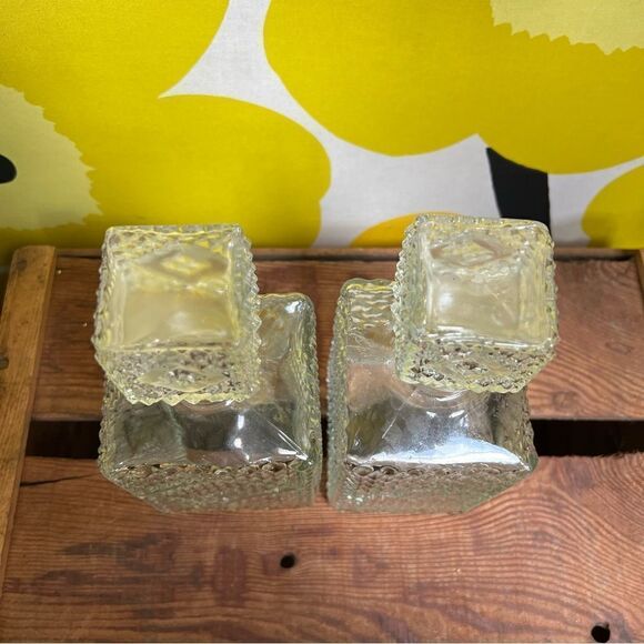Pair of Two Vintage 1960s Diamond Accented Glass Decanters - Picture 4 of 10